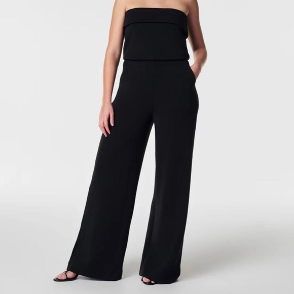 Spanx AirEssentials Strapless Jumpsuit

Color: Very Black - Picture 1 of 10
